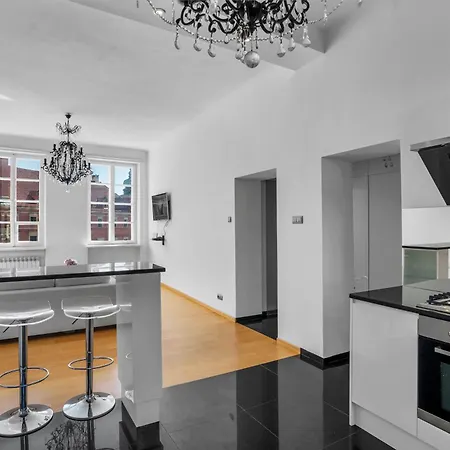 Warsaw Castle Apartments - Prime Location, Historic City Center, Castle View, Fast Internet - By Rentujemy Zewnętrze zdjęcie